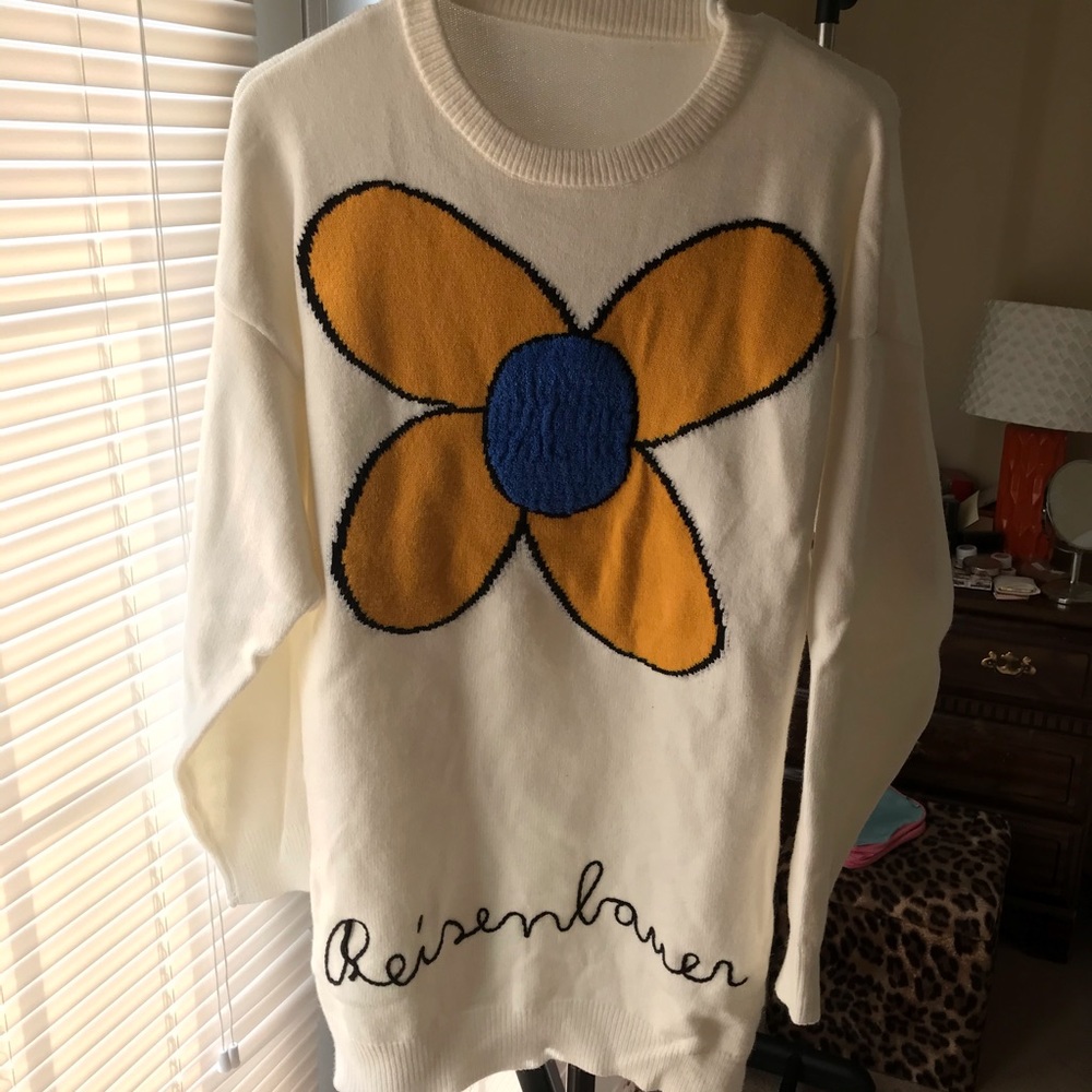Women long sleeve sweater